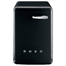 Smeg Slimline Freestanding Washing Machine, 7kg Load, A++ Energy Rating, 1400rpm Spin Black Gloss